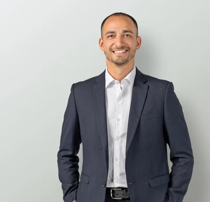 Yuval Rabinowitz - Real Estate Agent