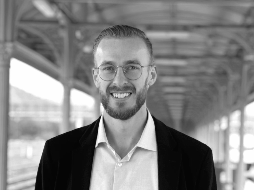 Zack Deanshaw - Real Estate Agent