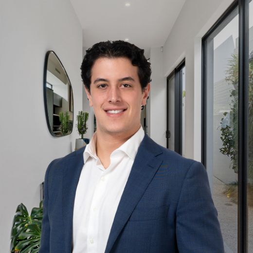 Zach Kouroulis - Real Estate Agent at Central Paragon Property - NORTH PERTH