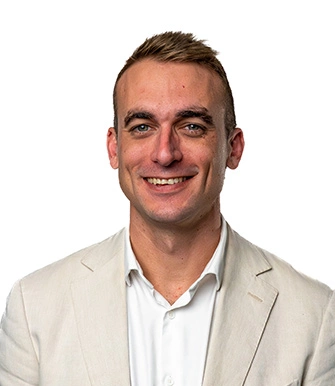 Zac Daynes - Real Estate Agent