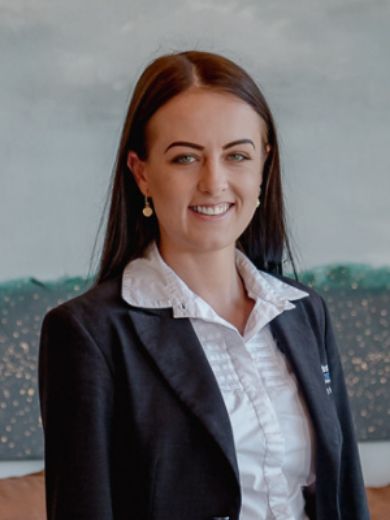 Zoe Bradford - Real Estate Agent at King and Heath First National - Bairnsdale