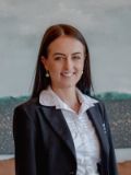 Zoe Bradford - Real Estate Agent From - King and Heath First National - Lakes Entrance