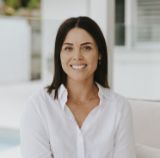 Zoe Cooke - Real Estate Agent From - Richardson & Wrench - Coolum
