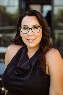 Corrine Cunningham - Real Estate Agent