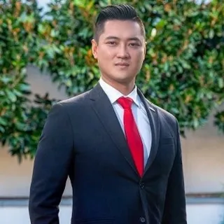 Soon Tee - Real Estate Agent