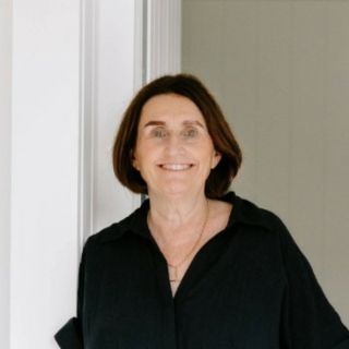 Sian Uther - Real Estate Agent