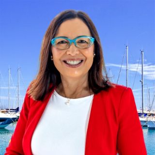 Corinne Guterres - Real Estate Agent
