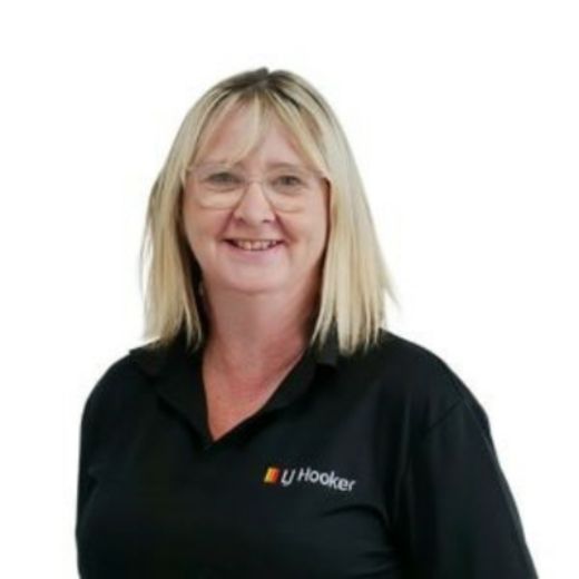 Helen Southwood - Real Estate Agent at LJ Hooker - Cairns Beaches