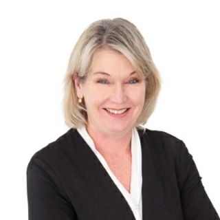 Lynda Simpson - Real Estate Agent