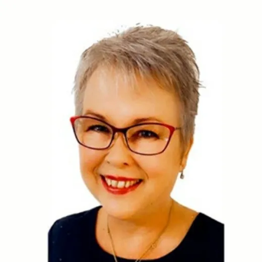 LeeAnna Nelson - Real Estate Agent at LJ Hooker - Bay Islands