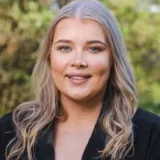 Sara McCrimmon - Real Estate Agent From - LJ Hooker Schofields | Riverstone Real Estate