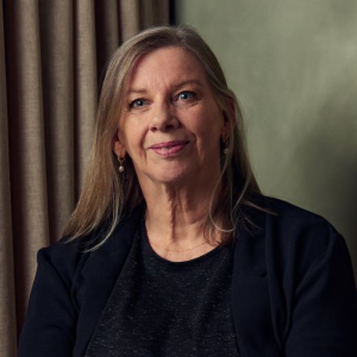 Lynne Hartman - Real Estate Agent at Woodards Real Estate Carnegie
