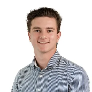 Riley Loy - Real Estate Agent