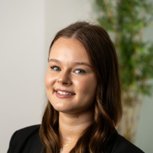 Ella Campbell - Real Estate Agent at LJ Hooker Bathurst