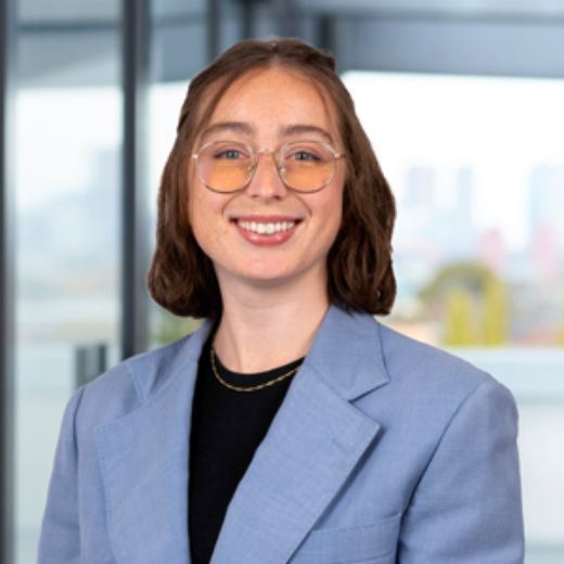 Izabella RussellPearce - Real Estate Agent at Woodards - ELSTERNWICK