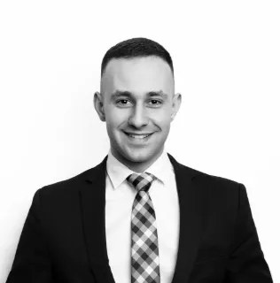 Alex Papa - Real Estate Agent