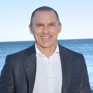 Murray  Cole - Real Estate Agent