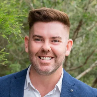 Sean  Owens - Real Estate Agent