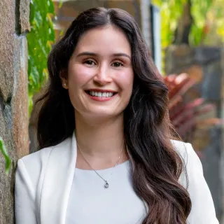 SELENE BRUYNZEELS - Real Estate Agent
