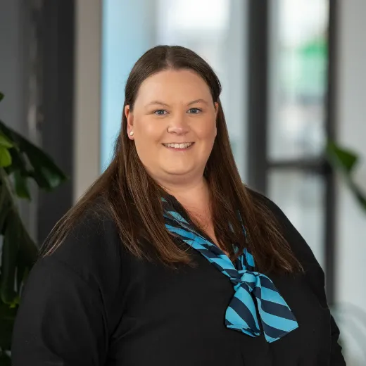 Bek Carswell - Real Estate Agent at Harcourts - Burnie