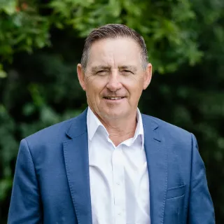 Wayne Hockey - Real Estate Agent