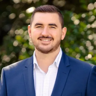 Cameron Hackenberg - Real Estate Agent