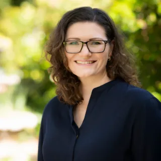 Lorraine Johnson - Real Estate Agent