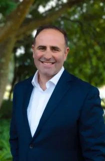 Stephen Giacomelli - Real Estate Agent
