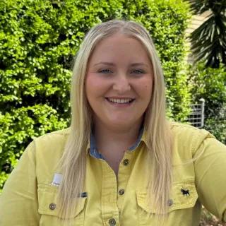 Danyelle Young - Real Estate Agent