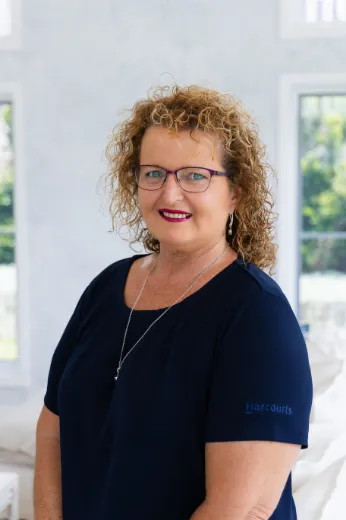 Chrissy Jones - Real Estate Agent at Harcourts - Greater Port Macquarie