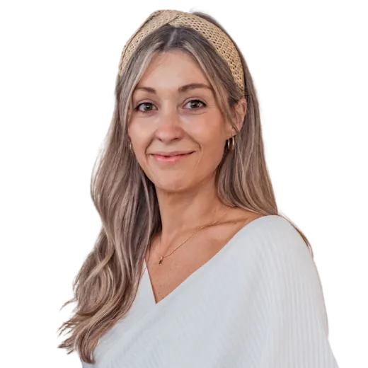 Gemma Moss - Real Estate Agent at Amber Werchon Property -  Sunshine Coast