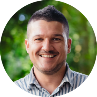 Uri Ross - Real Estate Agent
