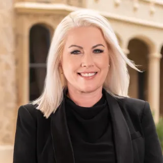 Emma Bedford - Real Estate Agent