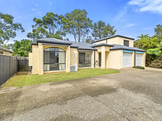 Entry Level, Convenient & Low-Maintenance Living in the Heart of Helensvale