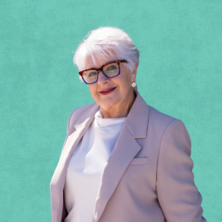 Lyn Goodin-Collis - Real Estate Agent