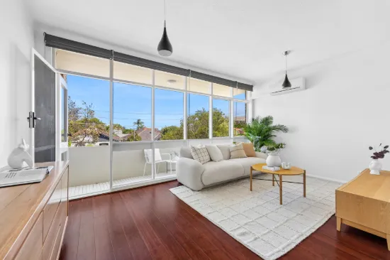 Boutique Style On The Cusp Of Clovelly, Oversized Layout And A Huge Lock-Up Garage