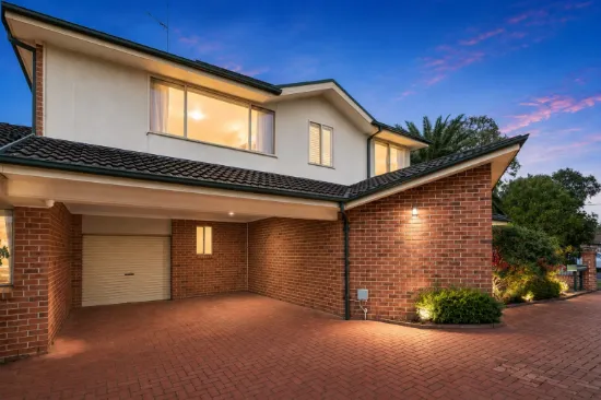 Oversized Townhouse! | Unbeatable Location!