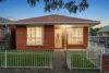 Effortless Living in a Peaceful Pocket - Moments from Nature