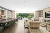 House-Like Garden Sanctuary in Exclusive Boutique Setting