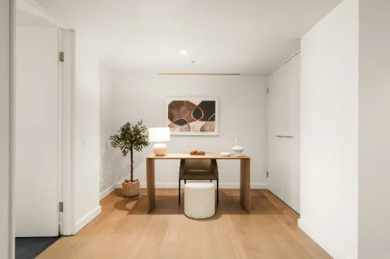 Oversized one bed apartment, level access, secure block and whisper quiet!