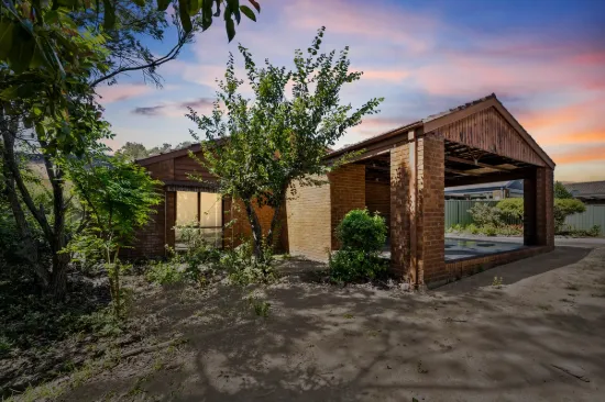 Spacious Townhouse Living with Enormous Potential Backing Reserve