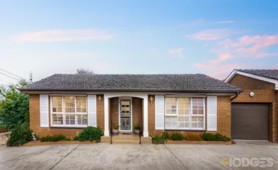 EFFORTLESS BAYSIDE LIVING WITH COURTYARD APPEAL