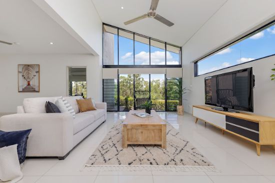 Ray White - NIGHTCLIFF - Real Estate Agency