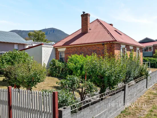 1895 Heritage with Endless Potential in South Hobart