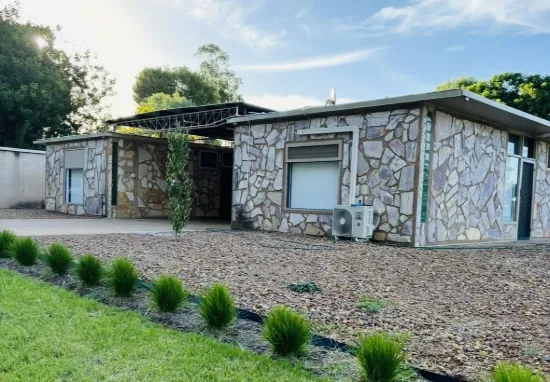 Ray White Condobolin - (02) 6895 3364
