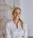Kate Davis - Real Estate Agent From - Coastal Property Collective - KINGSCLIFF