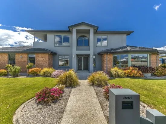 SPACIOUS FAMILY RETREAT.....