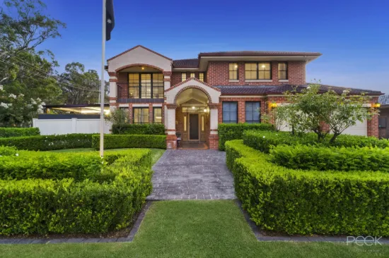 Executive Family Living with Dual Road Frontage