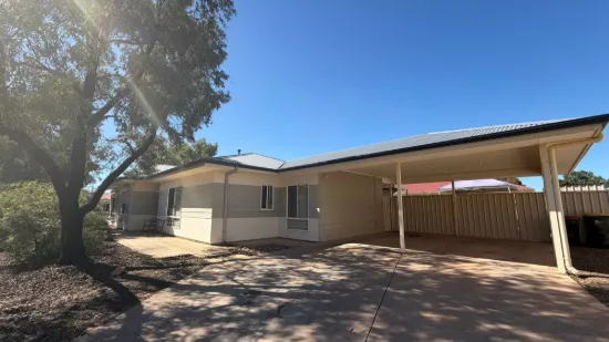 FOR SALE  1 Senna Terrace, Roxby Downs SA