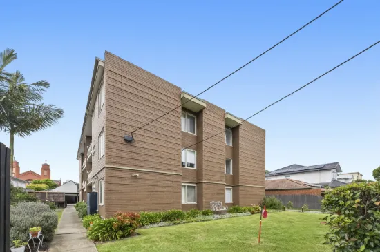 Contemporary living with balcony in prime Ascot Vale